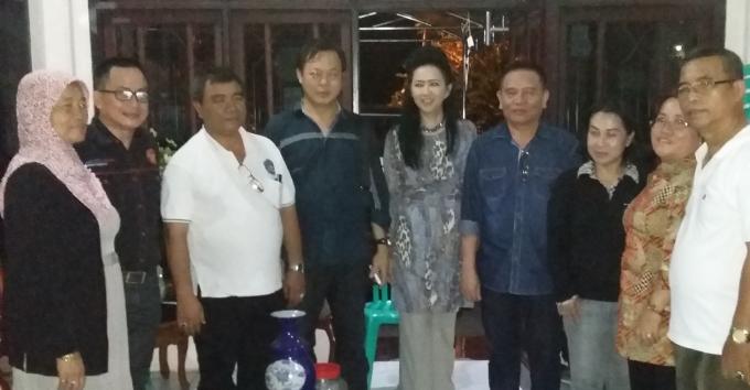 Aryanthi Baramuli Putri Mendaftar Bakal Calon Walikota Bitung